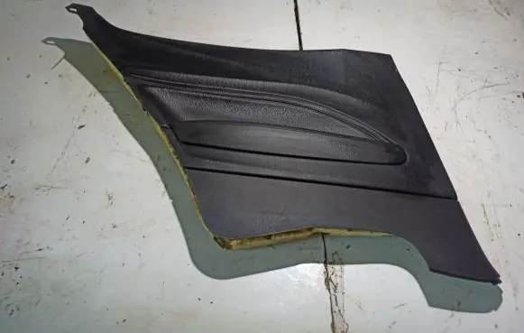 BMW 2 F22 F23 Coupe rear side trim panel 6784035 7311479 V290259