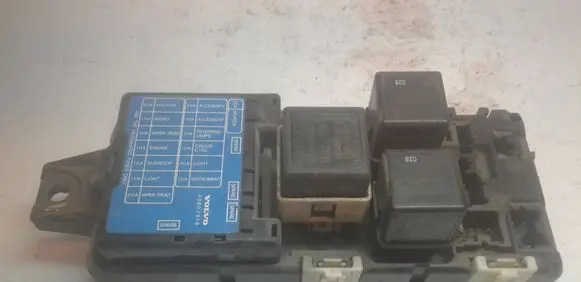 Volvo S40, V40 Fuse module 30807016