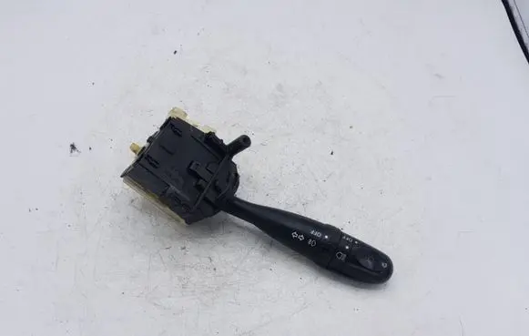 Toyota Corolla Verso E121 Indicator stalk 13010 173752 13010173752