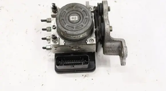 Honda Civic IX Master brake cylinder 57110-TV0-E921-M1