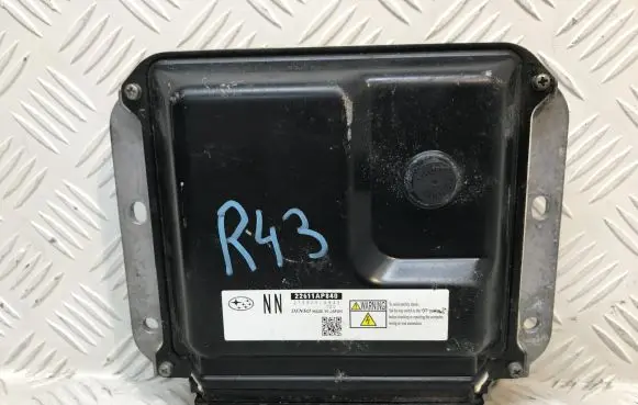 Subaru Legacy Engine control unit/module 22611AP840 2758009842
