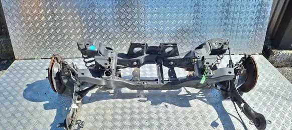 Volvo V40 Rear axle beam S25145375 31360772AA