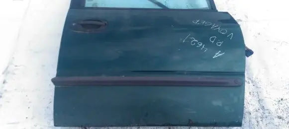 Chrysler Voyager Front door