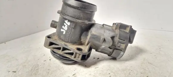 Ford Focus EGR valve 25345578