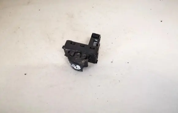 Peugeot Partner Electric window control switch 9662428277