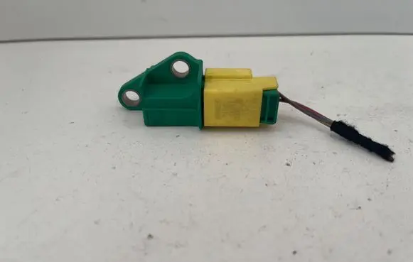 Audi Q7 4L Airbag deployment crash/impact sensor 1K0909606C