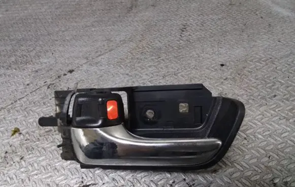 Toyota Prius (XW20) Front door interior handle 6927447020