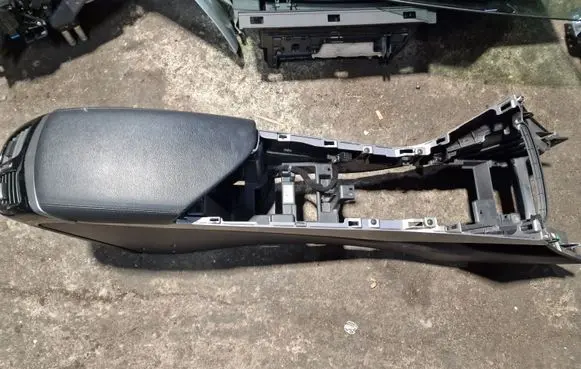 Hyundai i40 Armrest