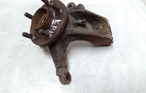Ford Focus Front wheel hub spindle knuckle 3M513K171