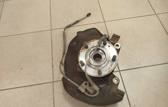 KIA Sorento Front wheel hub 