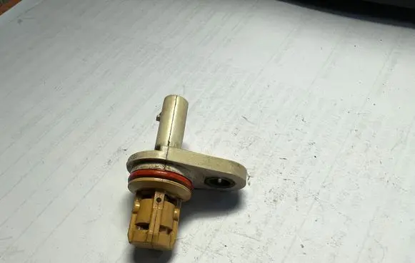 Opel Astra J Camshaft speed sensor 55566932
