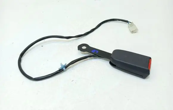 Mitsubishi 3000 GT Front seatbelt buckle 