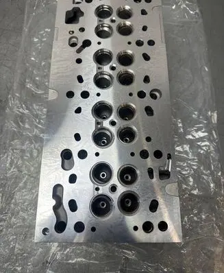 Volkswagen Crafter Engine head 04L103064P 04L103065HX