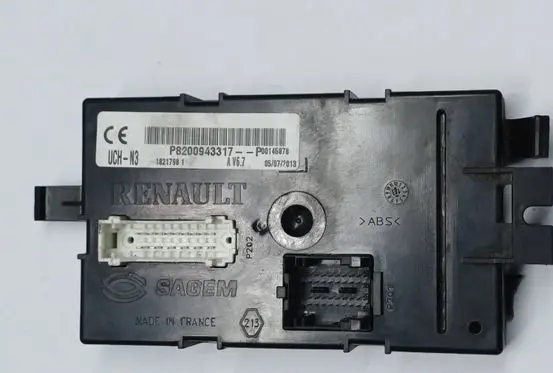 Renault Trafic II (X83) Comfort/convenience module P8200943317P 18217981 UCHN3