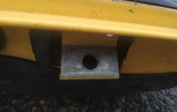 Audi A2 Rear door lower hinge
