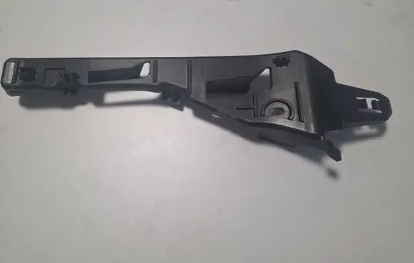 Porsche Cayenne (92A) Front bumper mounting bracket 95850505000