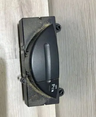 Mercedes-Benz E W211 Parking (PDC) sensor switch A2118206510