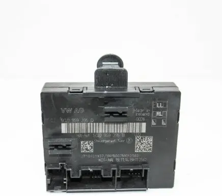 Audi A3 S3 8V Door control unit/module 5Q0959395D