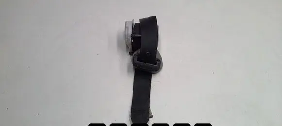 Mitsubishi Grandis Front seatbelt