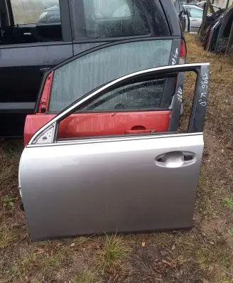 Subaru Legacy Front door