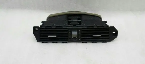 BMW 5 E60 E61 Dash center air vent grill 9112206
