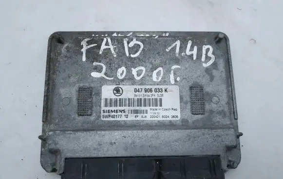 Skoda Fabia Mk1 (6Y) Engine control unit/module 047906033K 5WP4017712