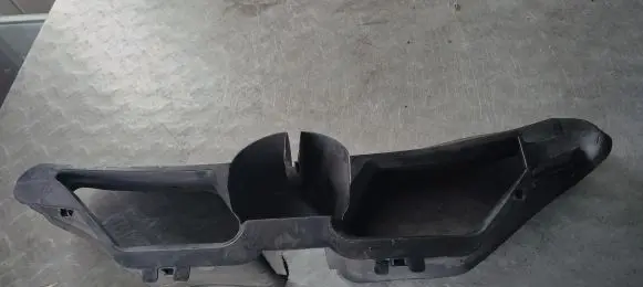 Renault Captur Intercooler air guide/duct channel 214B32587R