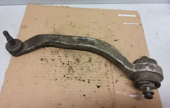 Audi A4 S4 B5 8D Front lower control arm/wishbone 4D0407695J