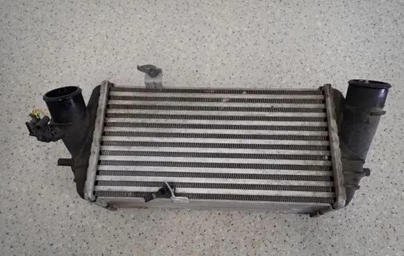 KIA Ceed Intercooler radiator 282702A570