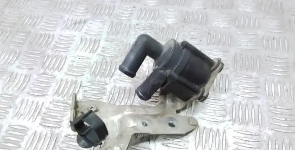 Volvo S90, V90 Electric auxiliary coolant/water pump 31368143