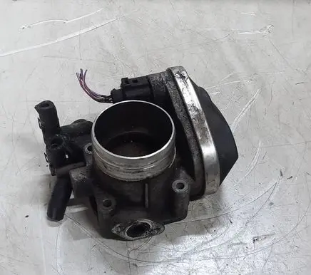 Volkswagen Golf IV Throttle valve A2C53042125 06A133062AB