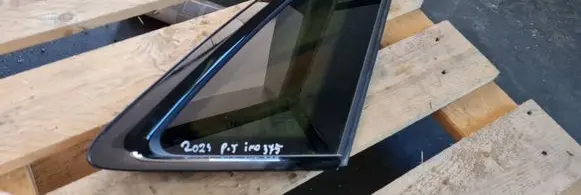 Audi A3 8Y Rear side window 8Y4845298L