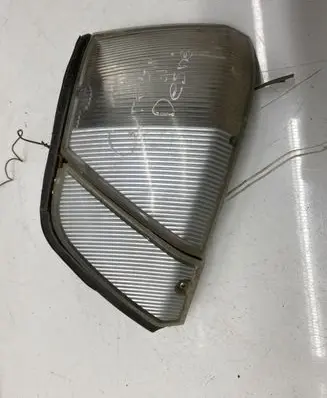 Toyota Corolla E100 Front indicator light