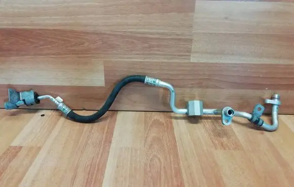 Renault Zoe Air conditioning (A/C) pipe/hose 924480074R