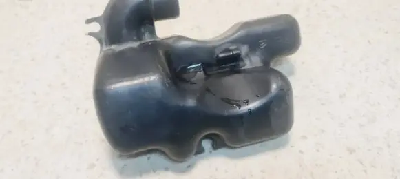 Honda HR-V Intake resonator WR2