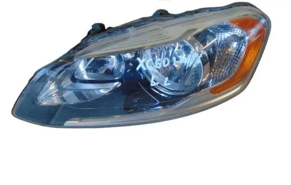 Volvo XC60 Headlight/headlamp 31358113