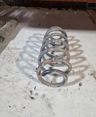 Toyota Prius+ (ZVW40) Rear coil spring