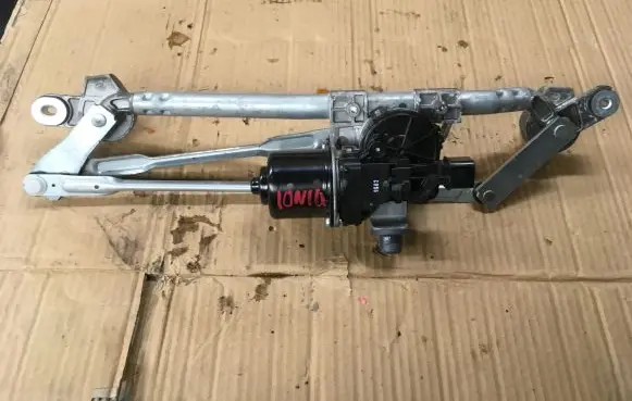 Hyundai Ioniq Front wiper linkage and motor