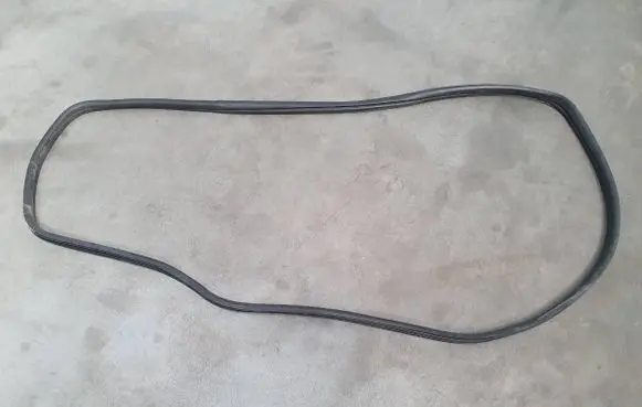 Opel Movano C Front door rubber seal 