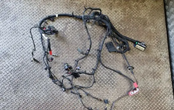 Dodge Challenger Engine installation wiring loom 68541700AA P68541700AA