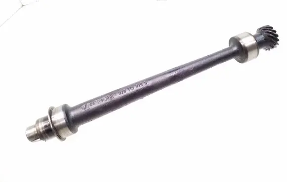 Volkswagen PASSAT B4 Camshaft 028115019B