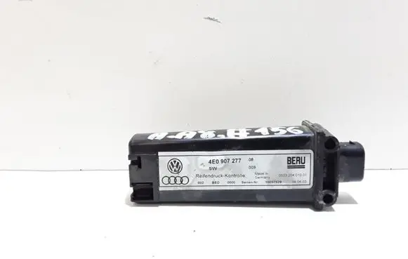 Audi A8 S8 D3 4E Tire pressure sensor 4E0907277