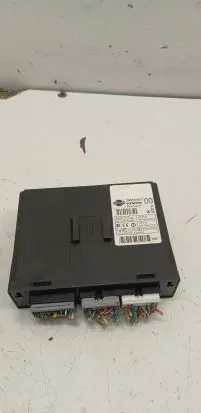 Nissan Primera Comfort/convenience module 28550AV7 5WK48121 97RAI000013