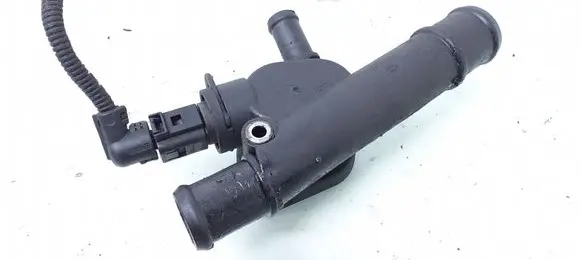 Volkswagen Transporter - Caravelle T5 Engine coolant pipe/hose 038121133