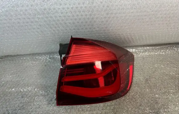 BMW 3 F30 F35 F31 Rear/tail lights 7456530