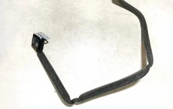 Nissan Qashqai Antenna control unit 7617400035