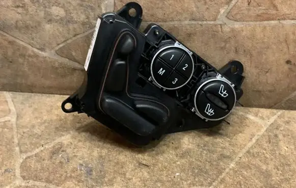Mercedes-Benz SL R230 Seat control switch A2308210951