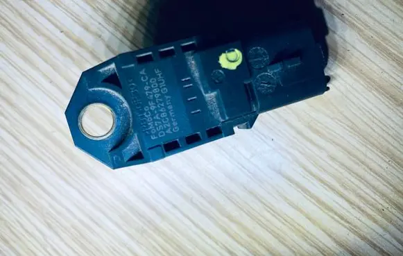 Ford Focus ST Air pressure sensor DS7A9F479CA