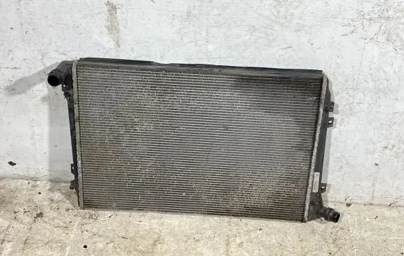 Skoda Octavia Mk2 (1Z) Coolant radiator 1k0121251bl