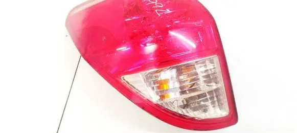 Toyota RAV 4 (XA30) Rear/tail lights